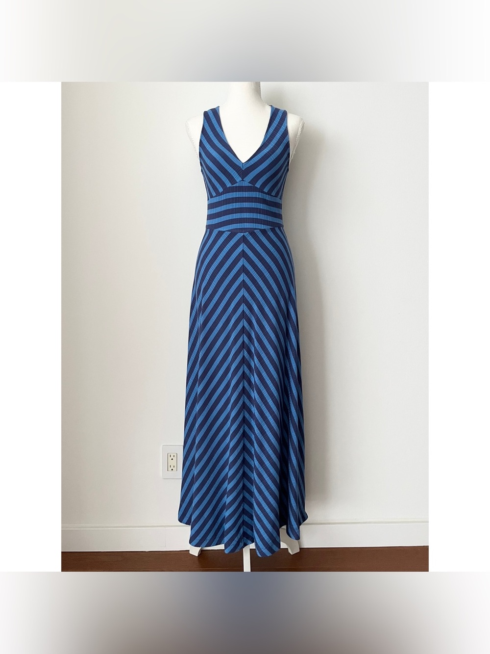 Maeve Anthropologie Blue Striped Maxi Dress XS Sleeveless Stretchy Boho Retro